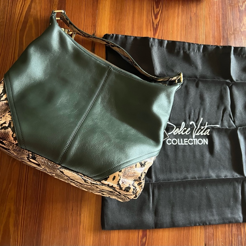 NWT Dark Green and Snakeskin Leather Dolce Vita Collection Women's Hand Bag
